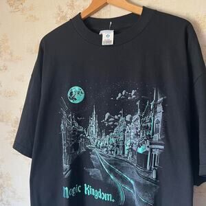 NWT 90s Disney Magic Kingdom T-Shirt Size 2XL